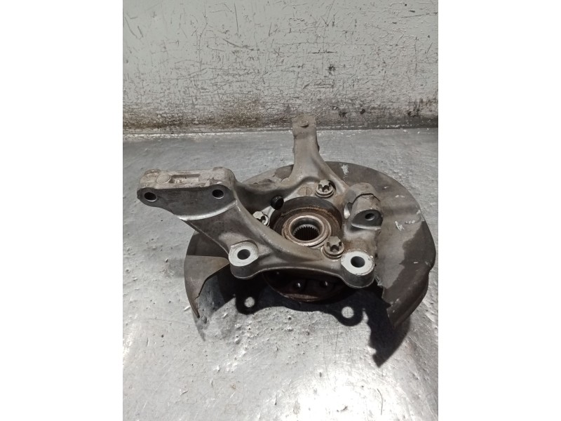 Recambio de mangueta delantera derecha para saab 9-5 berlina 1.9 tid vector referencia OEM IAM   