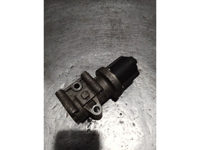 Recambio de valvula egr para saab 9-5 berlina 1.9 tid vector referencia OEM IAM   