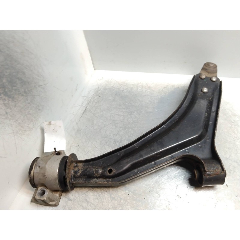 Recambio de brazo suspension inferior delantero derecho para land rover freelander (ln) 2.0 td4 cat referencia OEM IAM   