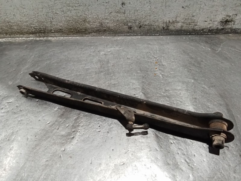 Recambio de brazo suspension inferior trasero derecho para saab 9-5 berlina 1.9 tid vector referencia OEM IAM   