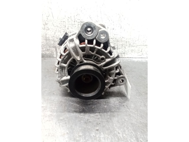 Recambio de alternador para volvo xc40 (536) d4 awd referencia OEM IAM 30659580  215A