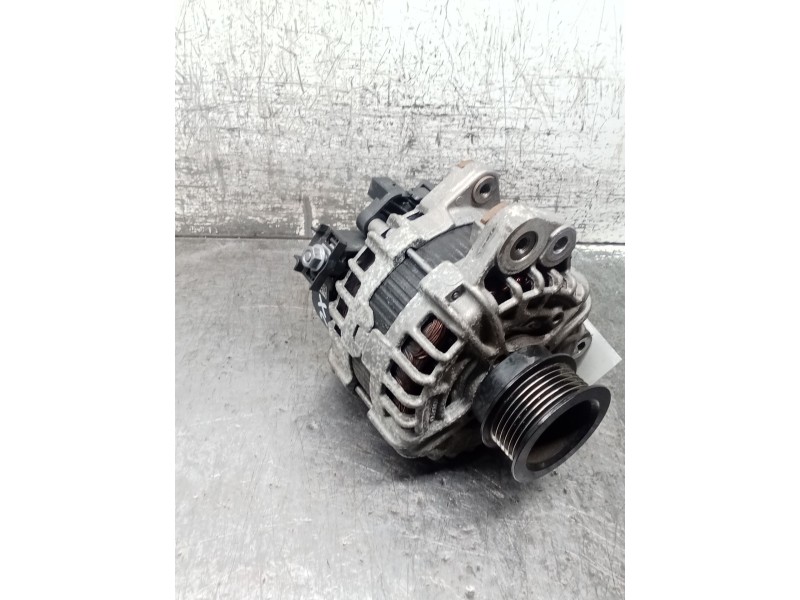 Recambio de alternador para volvo xc40 (536) d4 awd referencia OEM IAM 30659580  215A