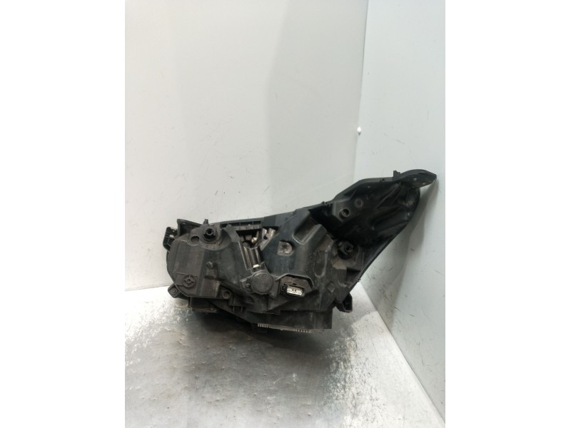 Recambio de faro derecho para ford s-max (cj, wa6) 2.0 tdci referencia OEM IAM EM2B13W029CH 90076252 L90049276 LED