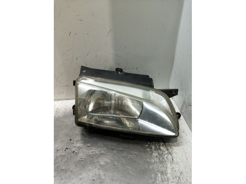 Recambio de faro derecho para peugeot partner monospace (5_, g_) 1.9 d referencia OEM IAM   