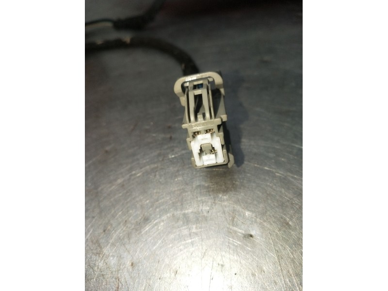 Recambio de piloto trasero izquierdo interior para ford s-max (cj, wa6) 2.0 tdci referencia OEM IAM EM2B13A603BF 0286800131 