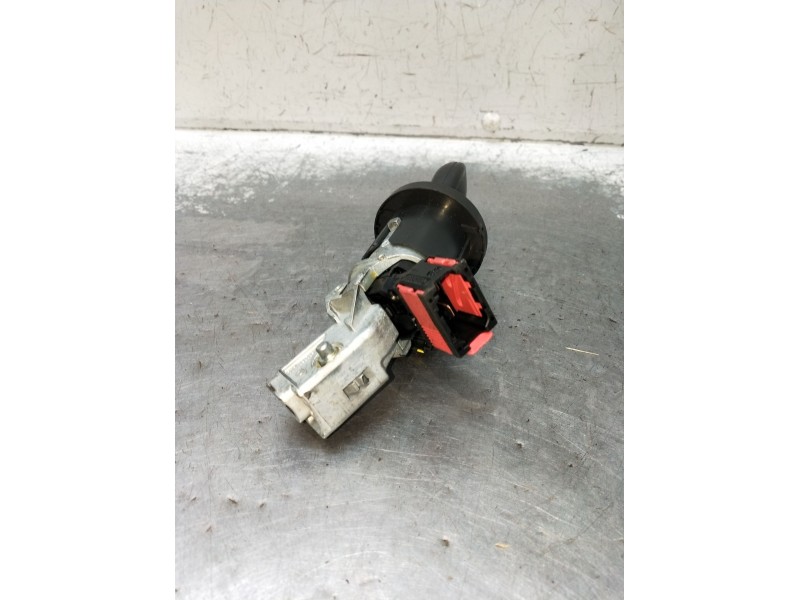 Recambio de conmutador de arranque para renault twingo authentique referencia OEM IAM 281133492AT 8200405701C 