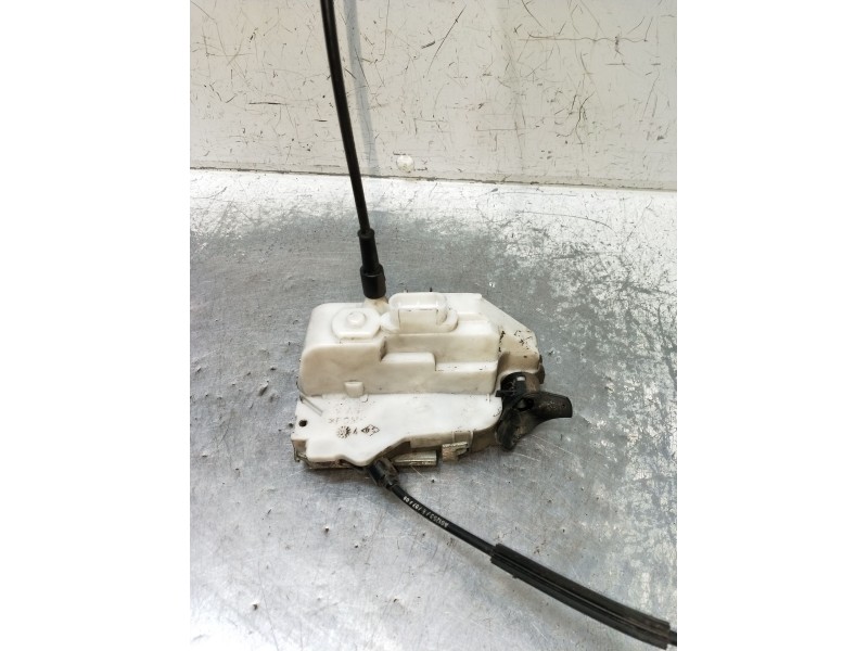 Recambio de motor cierre centralizado delantero izquierdo para renault twingo authentique referencia OEM IAM 384978 250208 5P