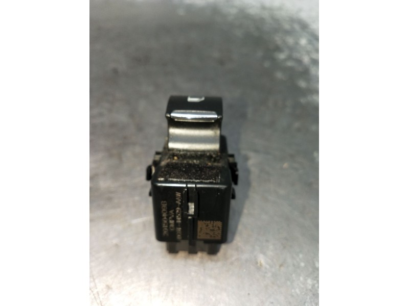 Recambio de mando elevalunas trasero derecho para ford s-max (cj, wa6) 2.0 tdci referencia OEM IAM 20150409B DG9T14529AAW 5P