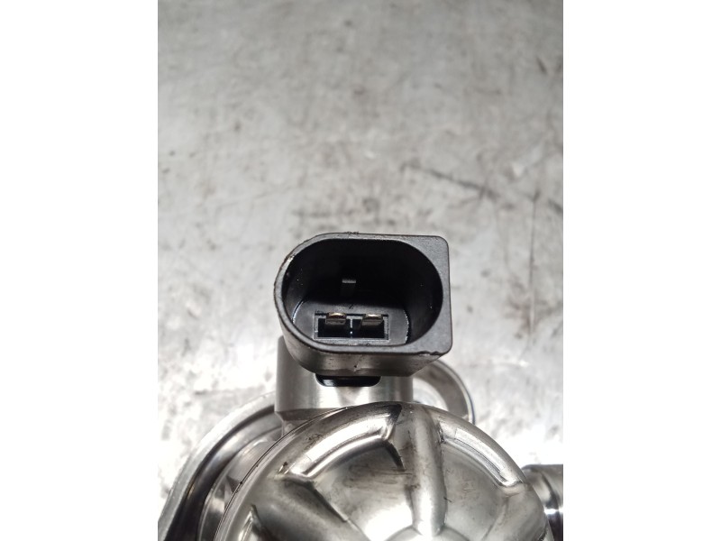 Recambio de bomba combustible para dacia dokker furgoneta/monovolumen 1.3 tce 130 (fene) referencia OEM IAM 166303162R A28207000