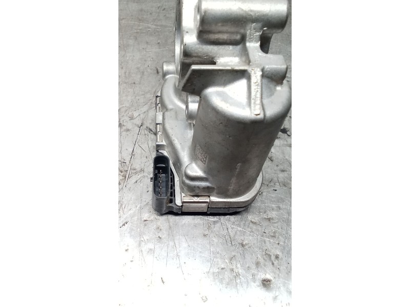 Recambio de caja mariposa para dacia dokker furgoneta/monovolumen 1.3 tce 130 (fene) referencia OEM IAM 161203209R A2821410200 0