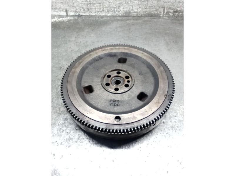 Recambio de volante motor para hyundai galloper ii (jk-01) 2.5 td intercooler referencia OEM IAM D4BH  