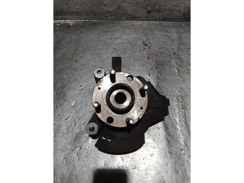 Recambio de mangueta delantera derecha para chevrolet aveo / kalos hatchback (t200) 1.4 16v referencia OEM IAM   