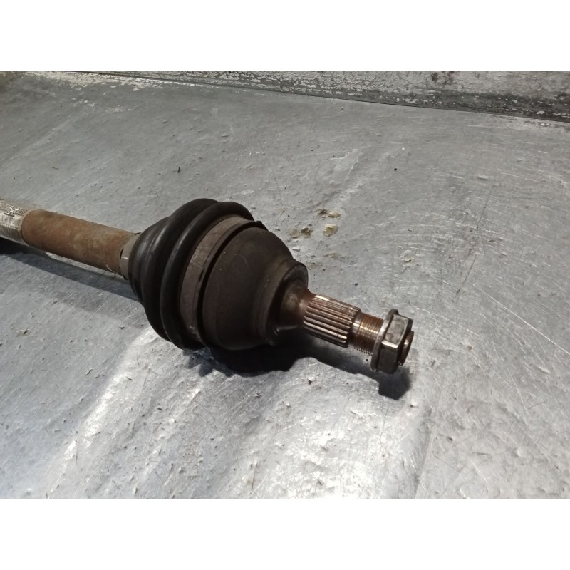 Recambio de transmision delantera izquierda para peugeot 3008 i monospace (0u_) 1.6 bluehdi 120 referencia OEM IAM 9684135380  