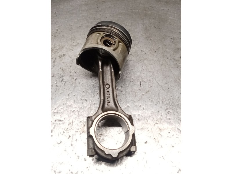 Recambio de piston para hyundai galloper ii (jk-01) 2.5 td intercooler referencia OEM IAM D4BH  