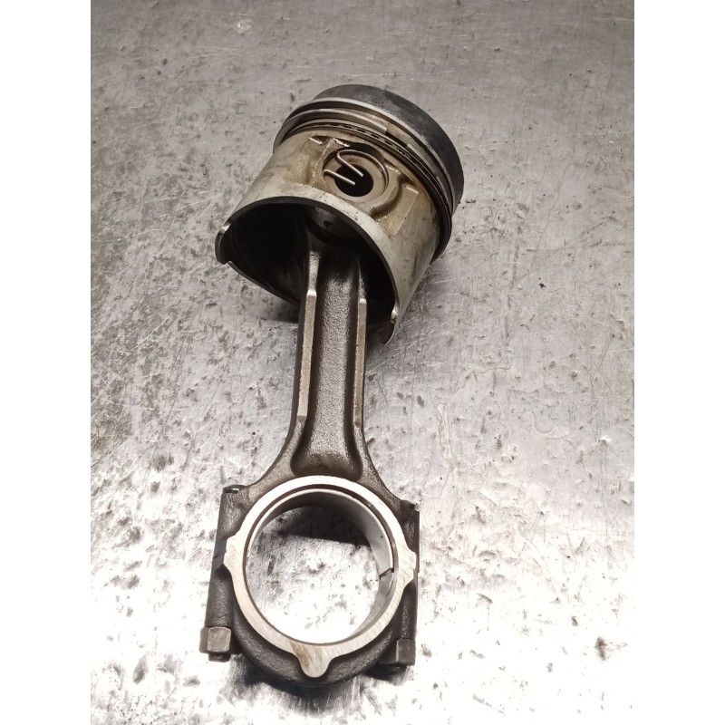 Recambio de piston para hyundai galloper ii (jk-01) 2.5 td intercooler referencia OEM IAM D4BH  