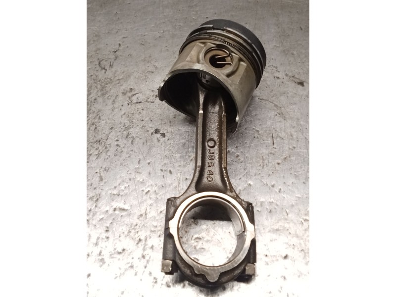 Recambio de piston para hyundai galloper ii (jk-01) 2.5 td intercooler referencia OEM IAM D4BH  