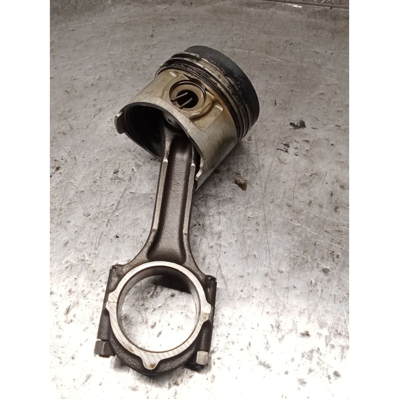 Recambio de piston para hyundai galloper ii (jk-01) 2.5 td intercooler referencia OEM IAM D4BH  
