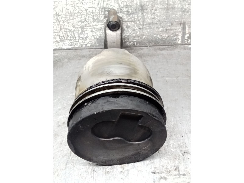 Recambio de piston para hyundai galloper ii (jk-01) 2.5 td intercooler referencia OEM IAM D4BH  