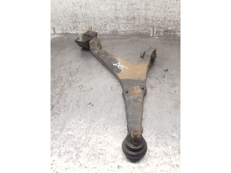 Recambio de brazo suspension inferior delantero derecho para citroën saxo (s0, s1) 1.5 d referencia OEM IAM   99