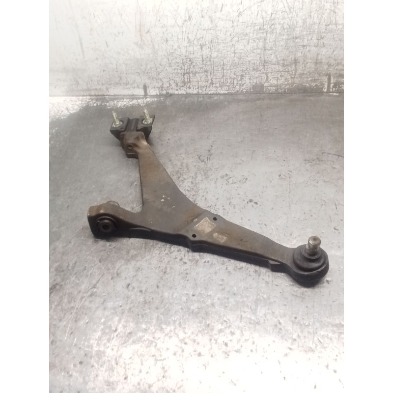 Recambio de brazo suspension inferior delantero izquierdo para citroën saxo (s0, s1) 1.5 d referencia OEM IAM   99