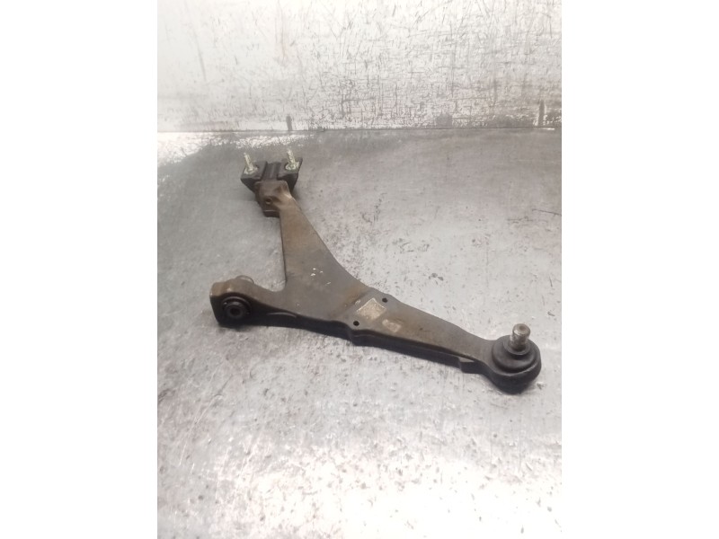 Recambio de brazo suspension inferior delantero izquierdo para citroën saxo (s0, s1) 1.5 d referencia OEM IAM   99