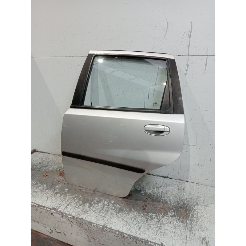 Recambio de puerta trasera izquierda para chevrolet aveo / kalos hatchback (t200) 1.4 16v referencia OEM IAM   5P