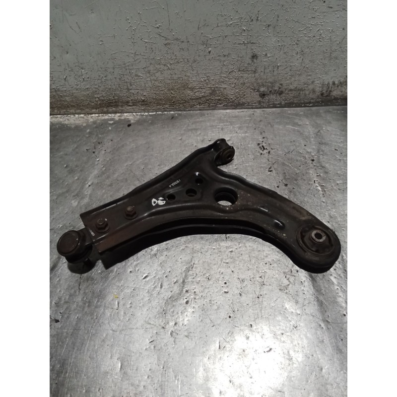 Recambio de brazo suspension inferior delantero derecho para chevrolet aveo / kalos hatchback (t200) 1.4 16v referencia OEM IAM 