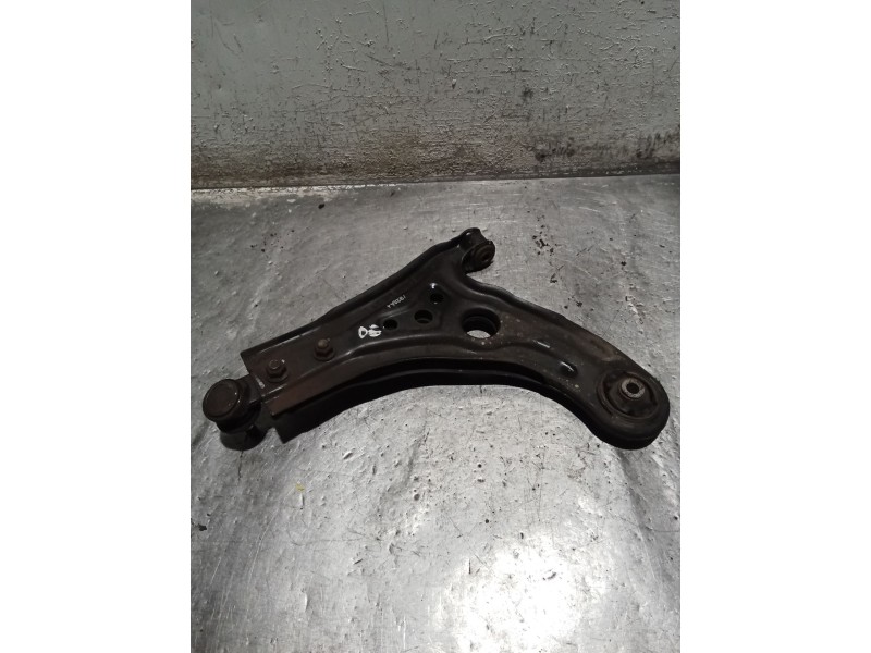 Recambio de brazo suspension inferior delantero derecho para chevrolet aveo / kalos hatchback (t200) 1.4 16v referencia OEM IAM 