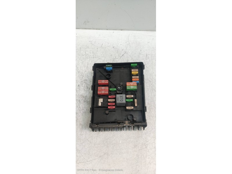 Recambio de caja reles / fusibles para seat altea xl (5p5) freetrack 4x4 referencia OEM IAM 1K0937629A  