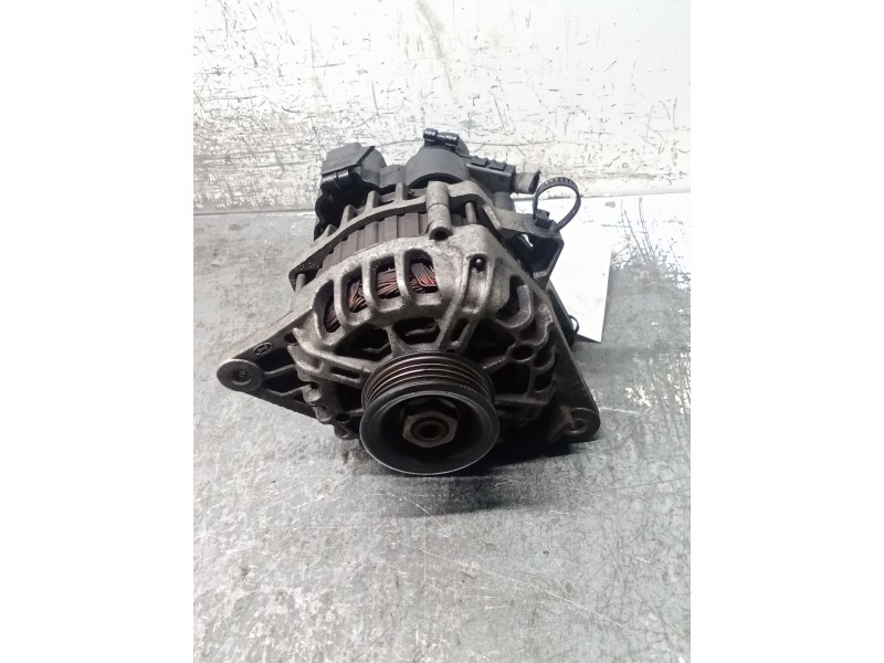 Recambio de alternador para kia rio 1.4 ex1 referencia OEM IAM A0002655023 3730022650 90A 05