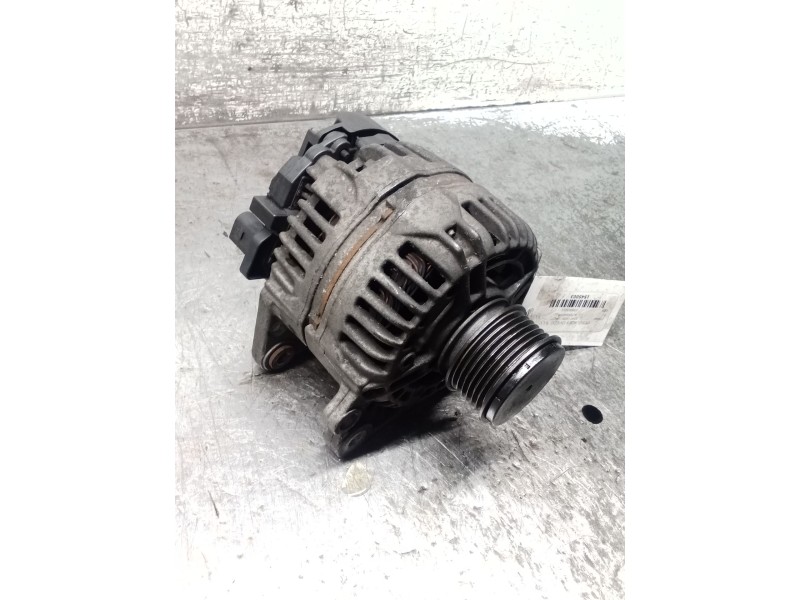 Recambio de alternador para seat leon (1m1) 1.9 tdi referencia OEM IAM 038903023 0124325001 