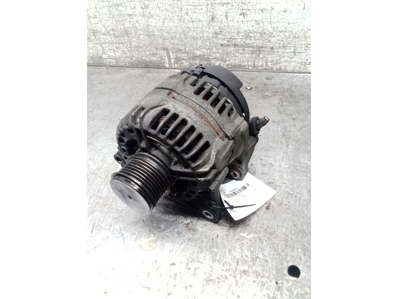 Recambio de alternador para seat leon (1m1) 1.9 tdi referencia OEM IAM 038903023 0124325001 