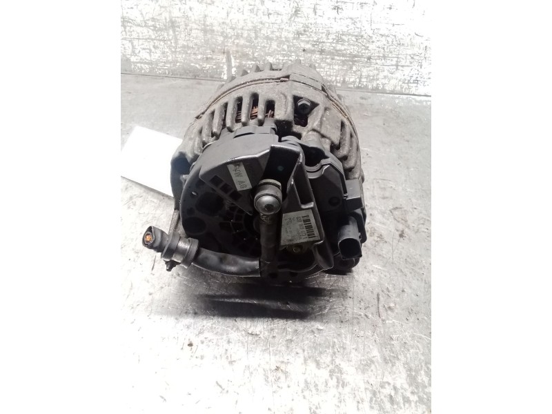 Recambio de alternador para seat leon (1m1) 1.9 tdi referencia OEM IAM 038903023 0124325001 
