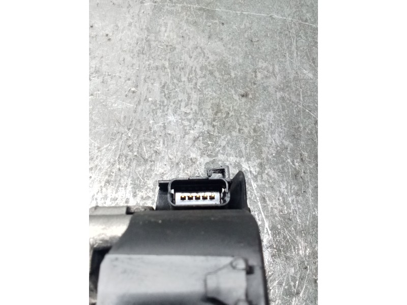 Recambio de alternador para citroën c4 picasso referencia OEM IAM 9815455950  180A