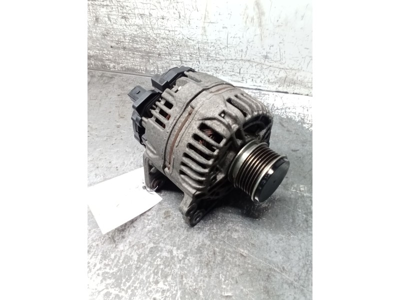 Recambio de alternador para skoda fabia (5j2 ) style referencia OEM IAM 045903023  90A