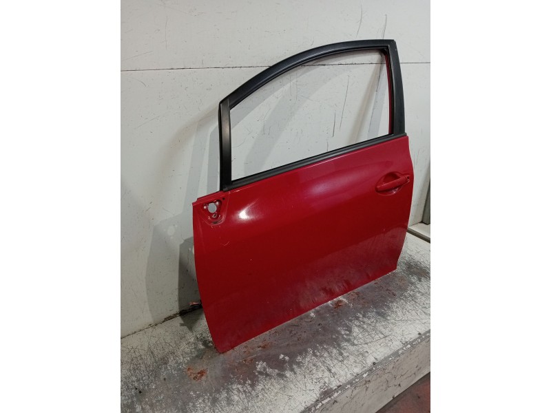 Recambio de puerta delantera izquierda para toyota auris luna+ referencia OEM IAM   5P
