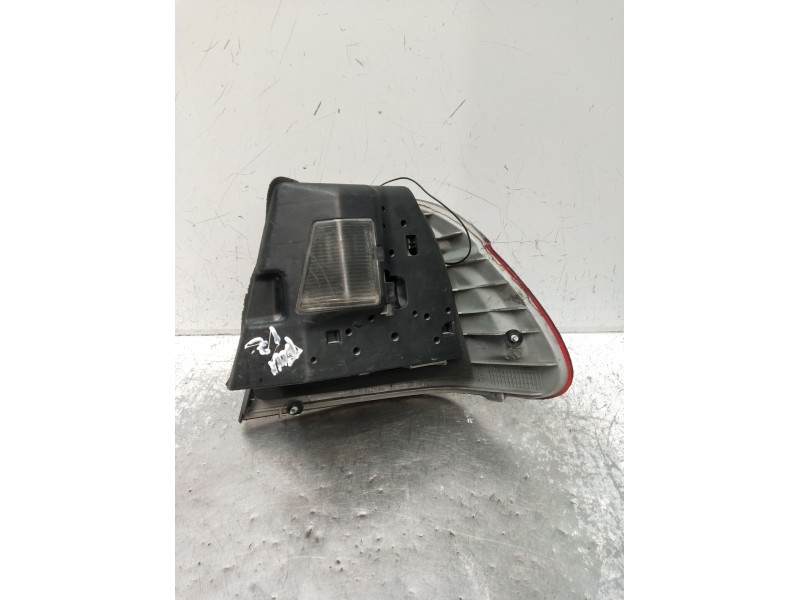 Recambio de piloto trasero izquierdo para bmw 3 (e46) 320 d referencia OEM IAM   