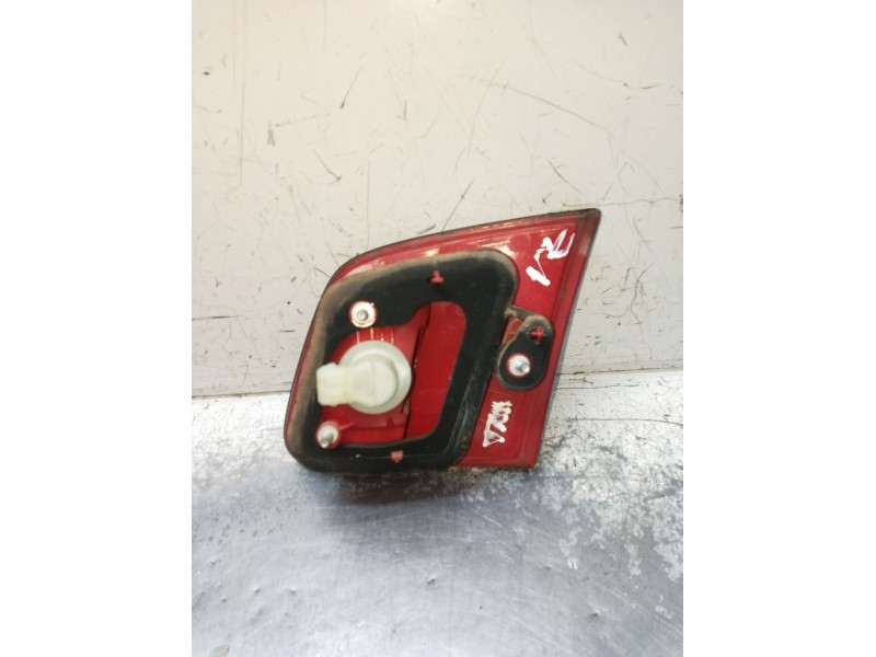 Recambio de piloto trasero izquierdo interior para saab 9-5 berlina 1.9 tid vector referencia OEM IAM   