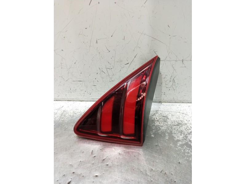 Recambio de piloto trasero derecho interior para peugeot 3008 i monospace (0u_) 1.6 bluehdi 120 referencia OEM IAM 9805511280 81