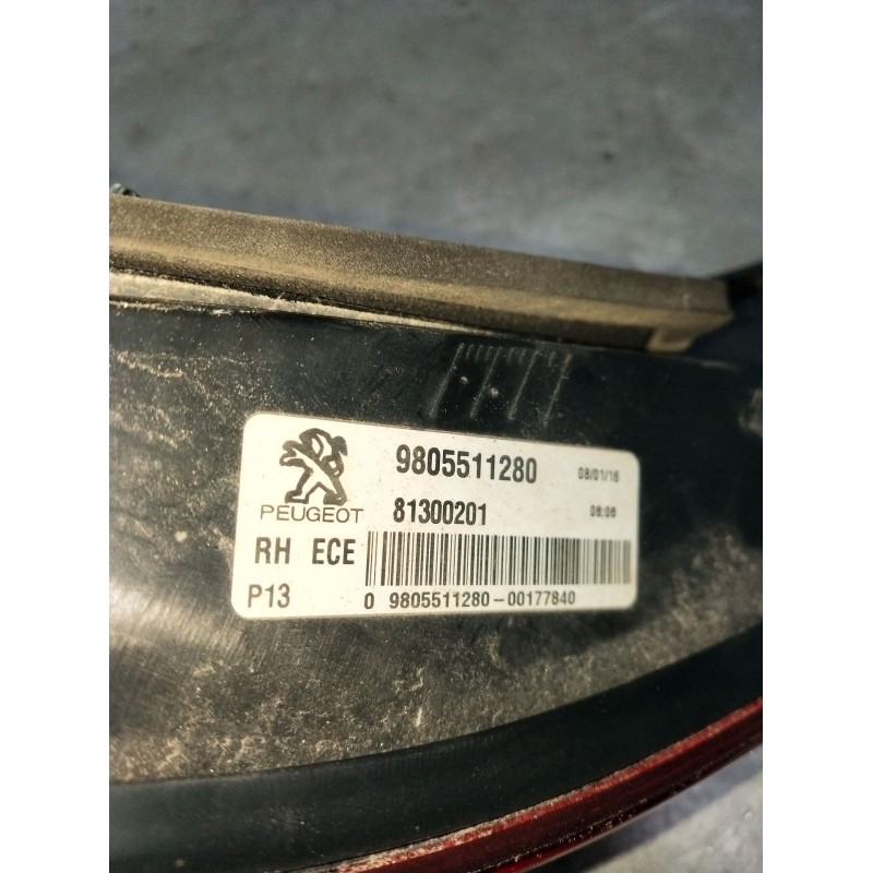 Recambio de piloto trasero derecho interior para peugeot 3008 i monospace (0u_) 1.6 bluehdi 120 referencia OEM IAM 9805511280 81