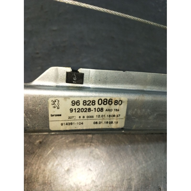 Recambio de elevalunas trasero derecho para peugeot 3008 i monospace (0u_) 1.6 bluehdi 120 referencia OEM IAM 9682808680 9120281