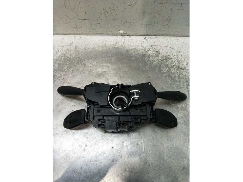 Recambio de mando luces para peugeot 3008 i monospace (0u_) 1.6 bluehdi 120 referencia OEM IAM 96773911ZD 28704Z 90433PA50000EN