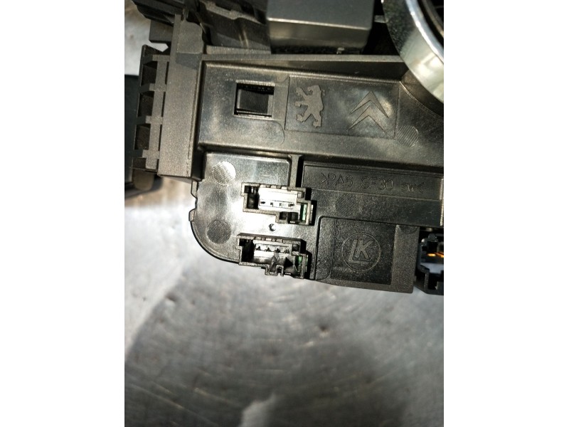 Recambio de mando luces para peugeot 3008 i monospace (0u_) 1.6 bluehdi 120 referencia OEM IAM 96773911ZD 28704Z 90433PA50000EN