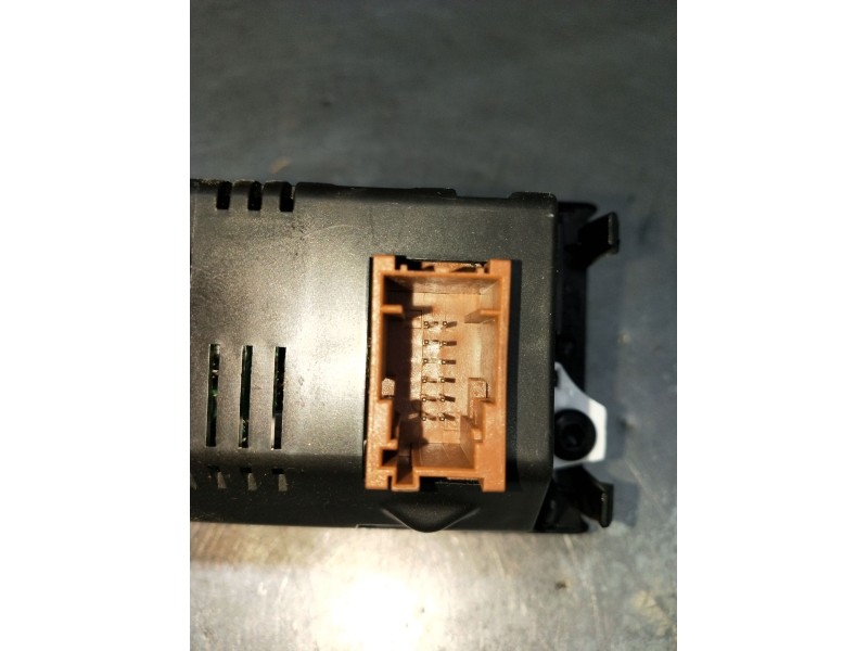 Recambio de pantalla multifuncion para peugeot 3008 i monospace (0u_) 1.6 bluehdi 120 referencia OEM IAM 9809842880 NS20246887 