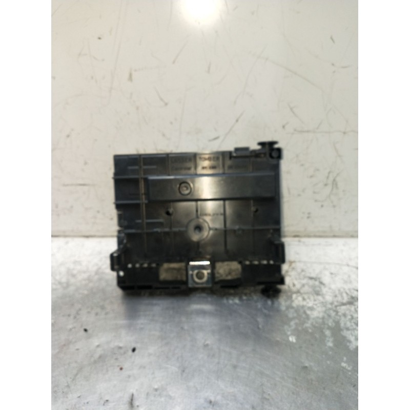 Recambio de caja reles / fusibles para peugeot 3008 i monospace (0u_) 1.6 bluehdi 120 referencia OEM IAM 9807028580 BSMR0201 