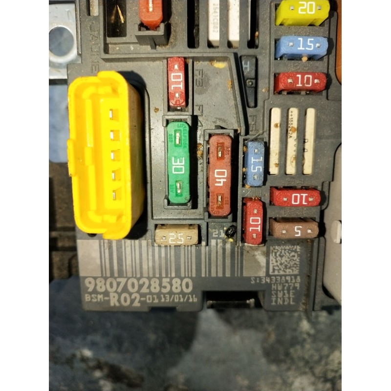 Recambio de caja reles / fusibles para peugeot 3008 i monospace (0u_) 1.6 bluehdi 120 referencia OEM IAM 9807028580 BSMR0201 