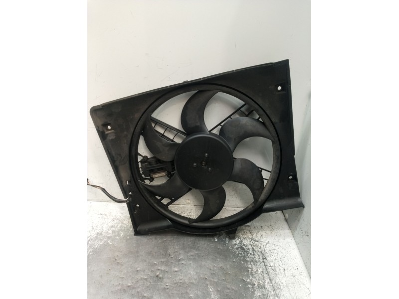 Recambio de electroventilador para bmw 3 (e46) 320 d referencia OEM IAM 7786009  