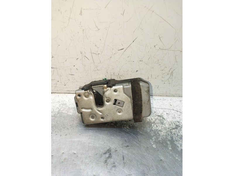 Recambio de motor cierre centralizado delantero derecho para saab 9-5 berlina 1.9 tid vector referencia OEM IAM A84856185 5P 