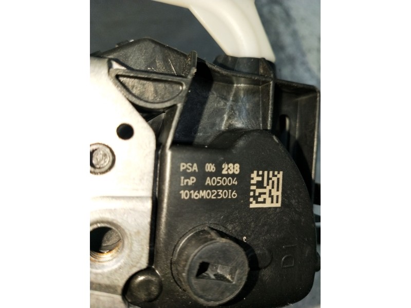 Recambio de motor cierre centralizado trasero derecho para peugeot 3008 i monospace (0u_) 1.6 bluehdi 120 referencia OEM IAM 101