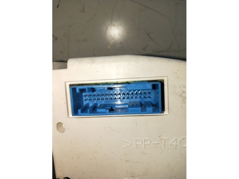 Recambio de cuadro instrumentos para saab 9-5 berlina 1.9 tid vector referencia OEM IAM 12772937 84006370200 0028033782